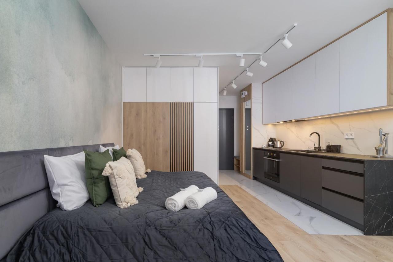 Deluxe Studio Cracow Arianska By Noclegi Renters Kraków Exteriör bild