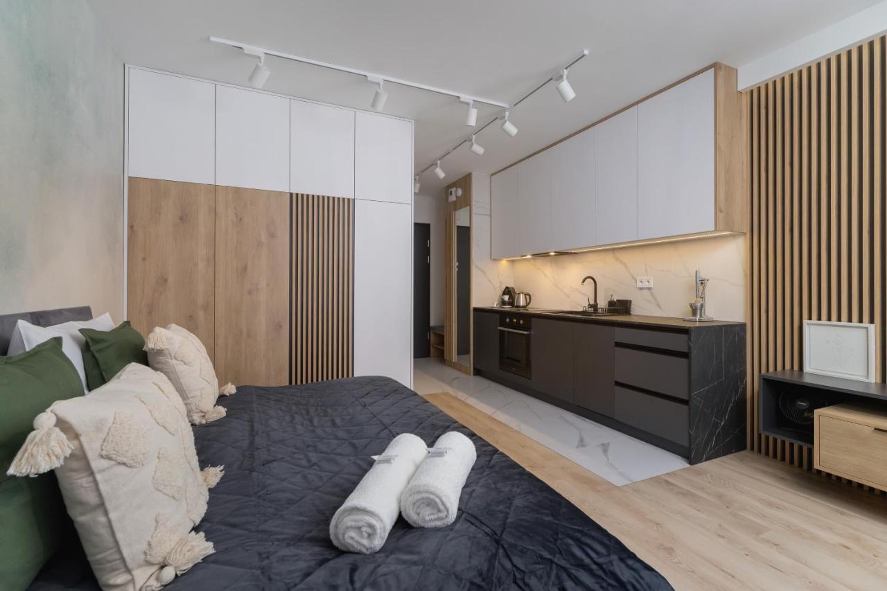 Deluxe Studio Cracow Arianska By Noclegi Renters Kraków Exteriör bild