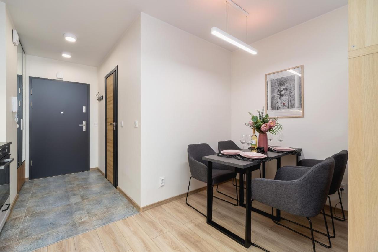 Deluxe Studio Cracow Arianska By Noclegi Renters Kraków Exteriör bild
